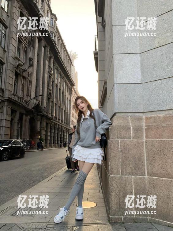 166.run 166.run的链接我不点赞,但光顾着吃瓜了