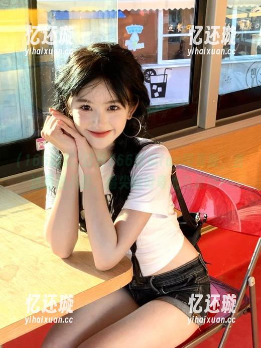166吃瓜 打开166吃瓜fun网页版,直达最热八卦,指尖的好奇心在躁动!