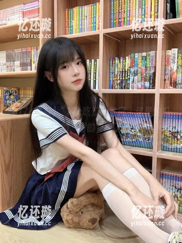 “17c吃瓜”官网，这里的瓜都是香的、甜的，少了籽儿！