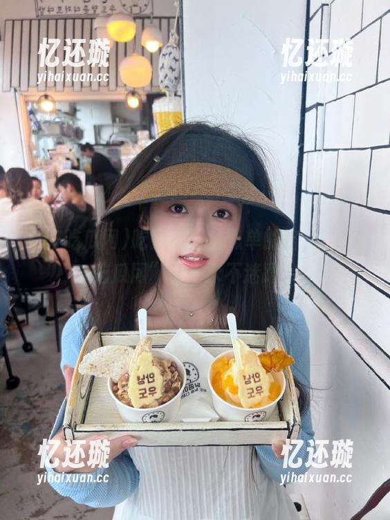 吃瓜不再是孤单的路，“17吃瓜网”让你永不迷路。