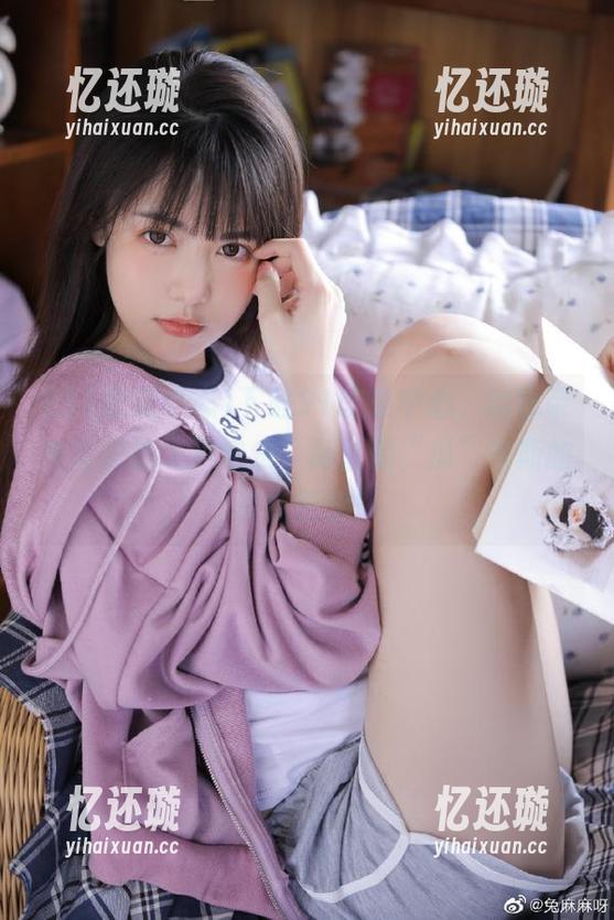 91吃瓜中心 下载91吃瓜中心,给你带来吃瓜的无尽快乐,简直是“瓜”布斯的终极厨房!