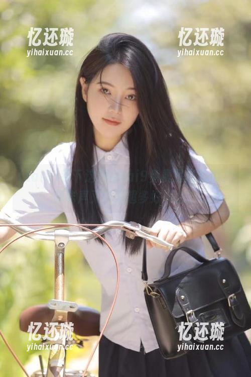 吞下这颗由tai9免费提供的瓜，咔咔声又引发超多好奇心！