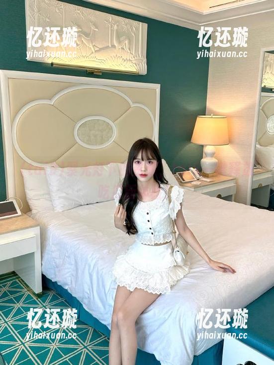 聚光灯下的资源，tai9一键释放吃瓜新体验！