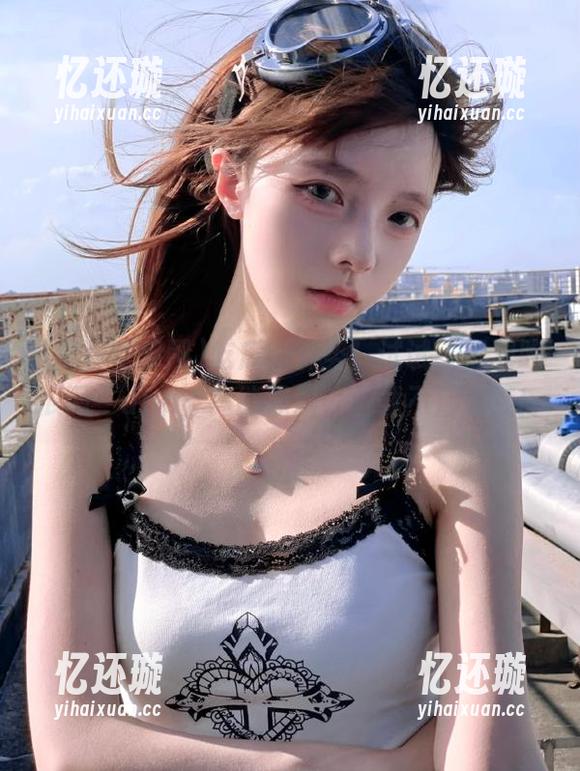 黑料吃瓜网 吃瓜新姿势!试试“黑料吃瓜网”app,高能黑料,下载不后悔哦!