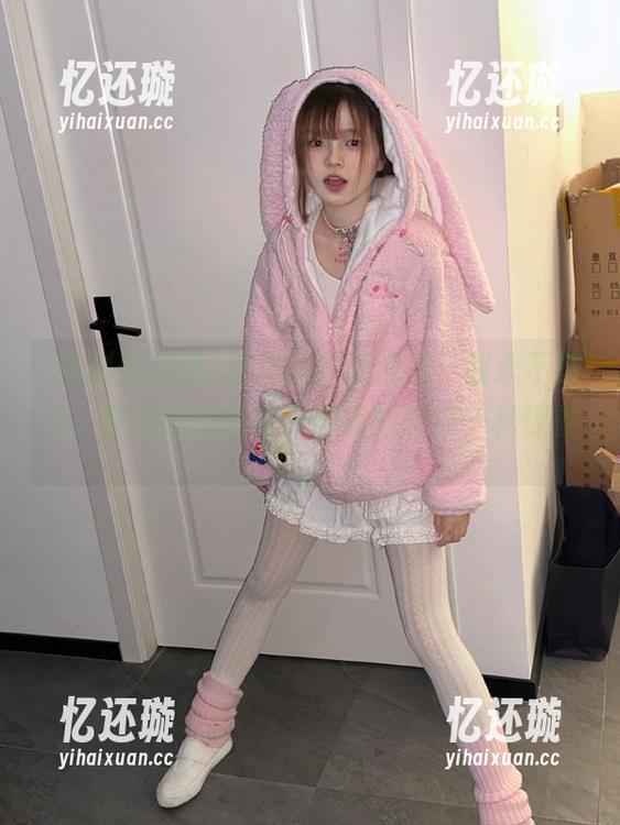 黑料吃瓜网 这样的在线观看,我永不迷路,黑料吃瓜网每天都像新鲜瓜一样惊喜。